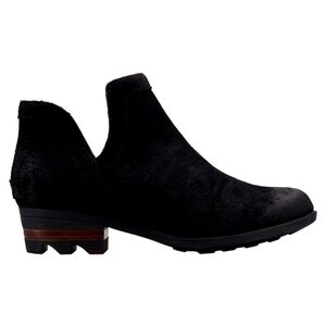 Sorel Lolla II Black Suede Cutout Booties